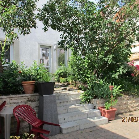 Pension Am Dom Erfurt Exteriör bild